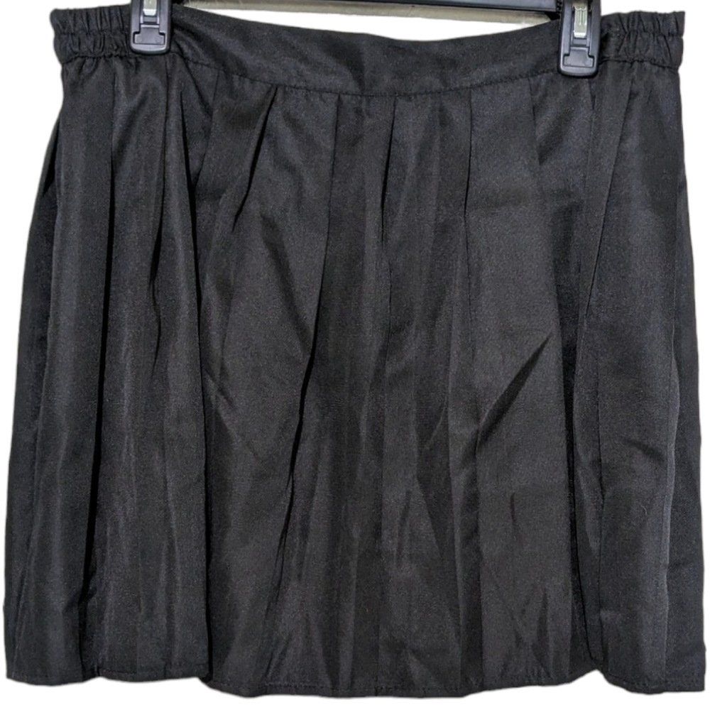 Alternative silk pleated black mini skirt